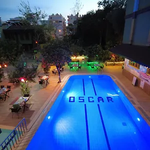 Oscar Otel